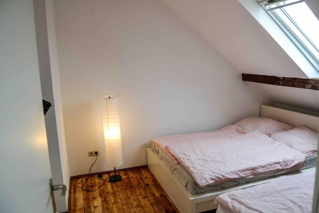 Schoene Dachgeschosswohnung Nahe Koeln Exterior foto